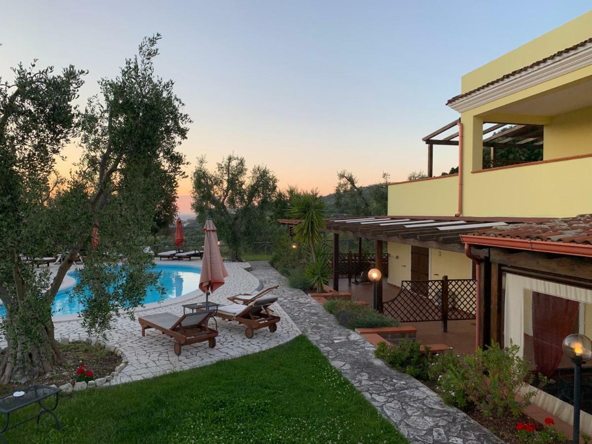 Parco Dei Limoni Guest House Peschici Bagian luar foto