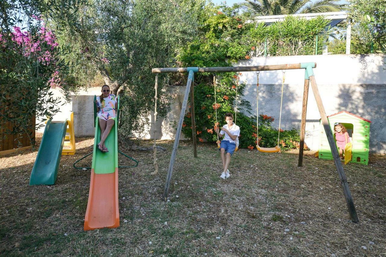 Parco Dei Limoni Guest House Peschici Bagian luar foto